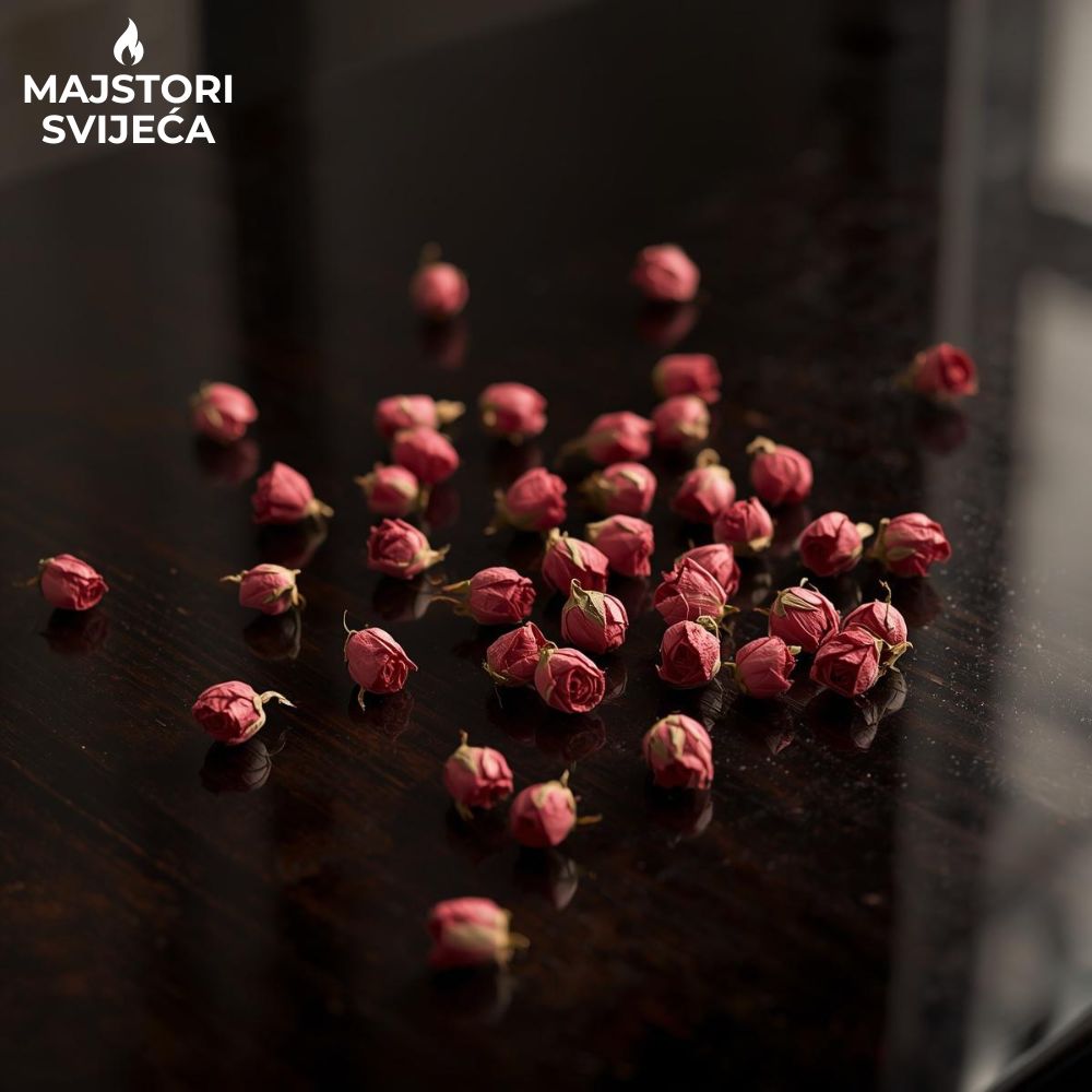 pupoljci perzijske ruže